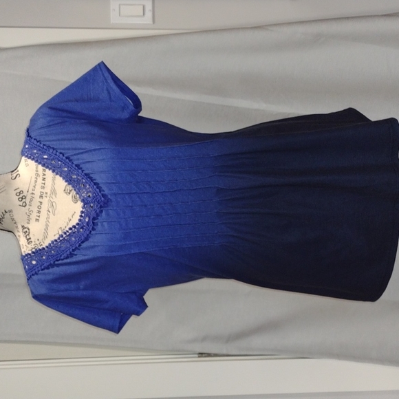 Top - Picture 1 of 3